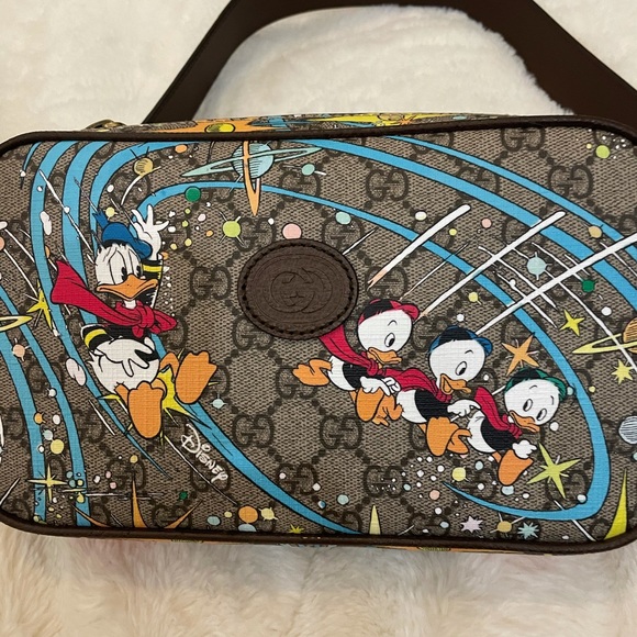 Gucci x Disney Donald Duck GG Print Belt Bag - Picture 10 of 13